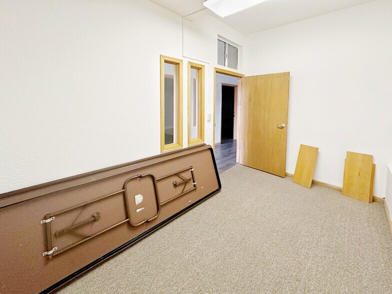 More Photos Of 1927-1929 Taraval St, San Francisco Apartments For Lease