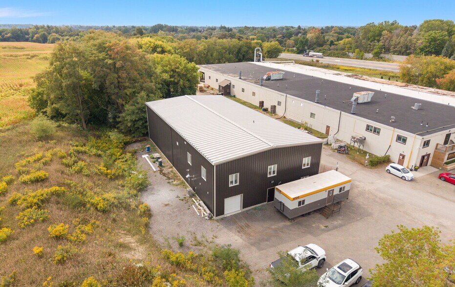 More Photos Of 19 Tamblyn Rd, Clarington Manufacturing For Sale