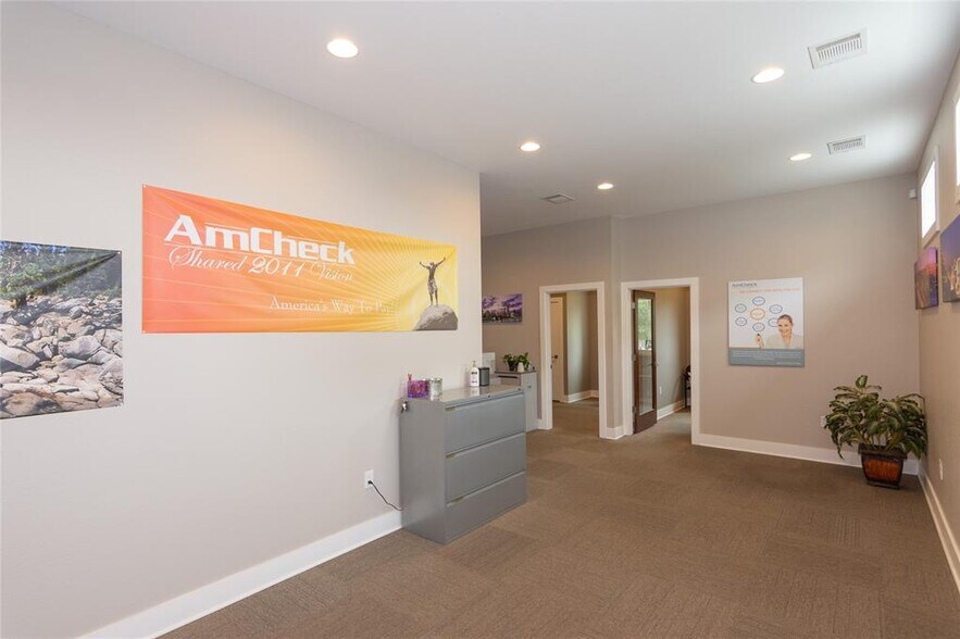 More Photos Of 275 Frog Pond Ln, Dripping Springs Office For Lease