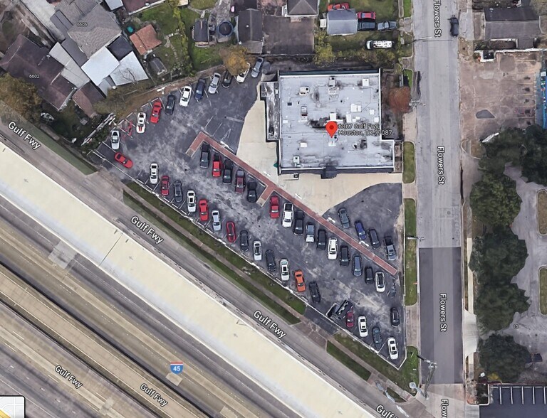 More Photos Of 6867 Gulf Fwy, Houston Restaurant For Sale