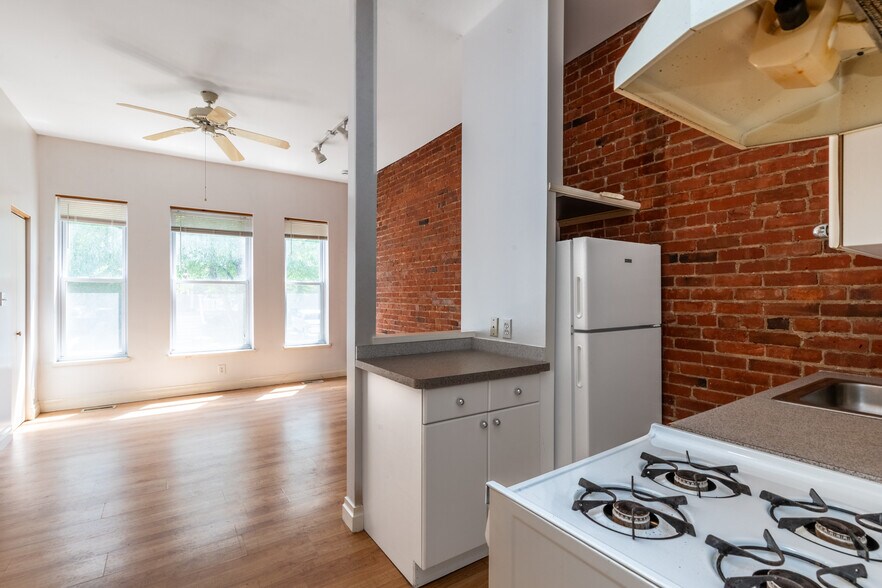 More Photos Of 158 Park St, Buffalo Apartments For Sale