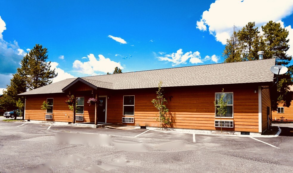 More Photos Of 229 N Hayden St, West Yellowstone Hotel For Sale