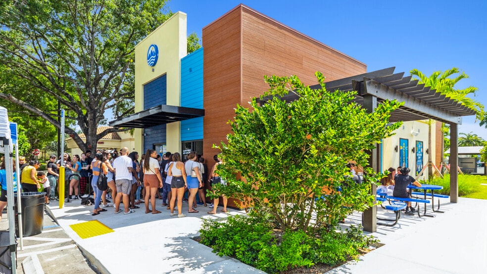 More Photos Of 1049 Lyons Rd, Coconut Creek General Retail For Sale