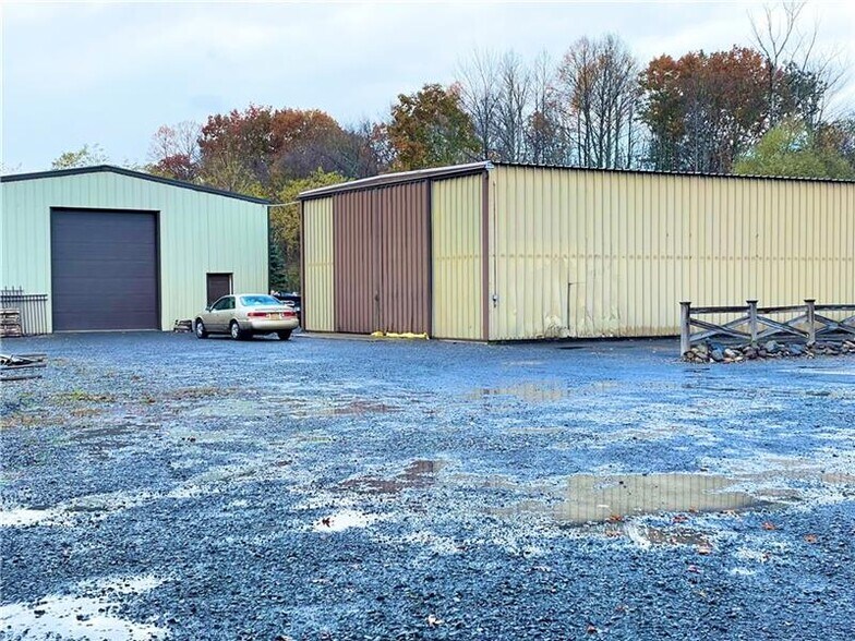 More Photos Of 2200 State Route 14, Geneva Warehouse For Lease