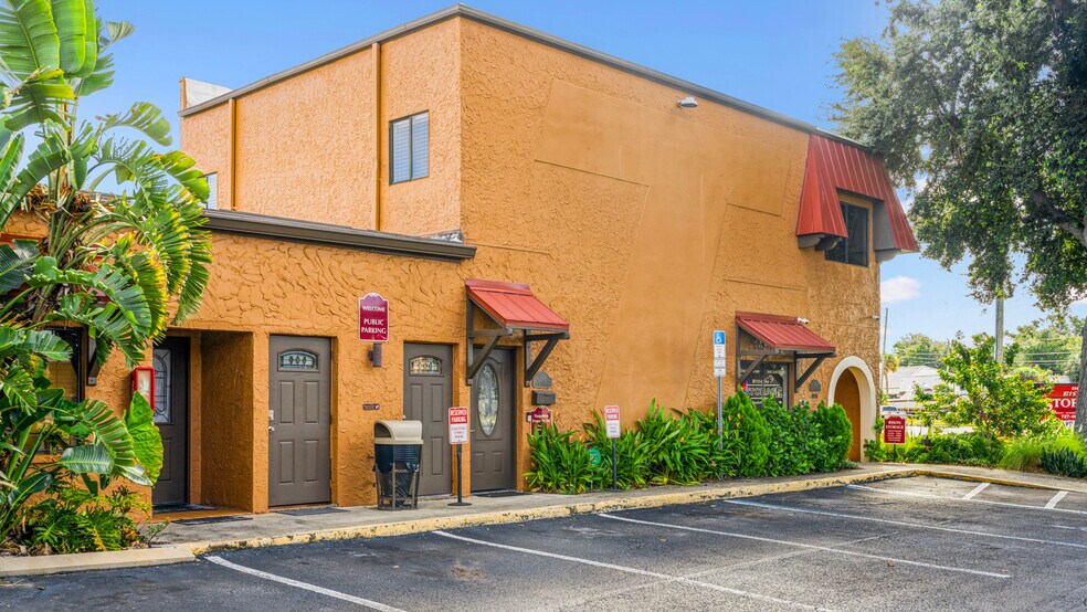 More Photos Of 2166 Drew St, Clearwater Self Storage For Sale