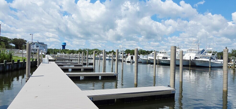 More Photos Of 41 Pennsylvania Ave, Waretown Marina For Sale