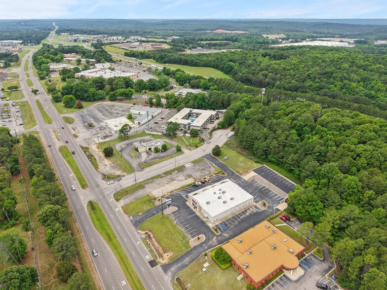 More Photos Of 1090 9th Ave SW, Bessemer Medical For Sale