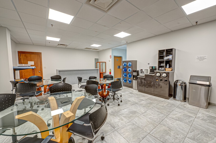 More Photos Of 185 Dixon Ave, Amityville Manufacturing For Sale