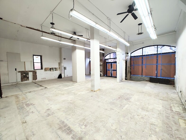 More Photos Of 7305 Austin St, Forest Hills General Retail For Lease