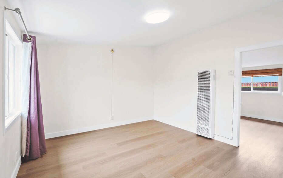 More Photos Of 609 W E St, Wilmington Apartments For Sale