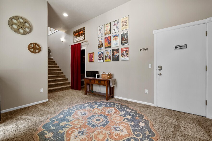 More Photos Of 53345 Riverview Dr, La Pine Multifamily For Sale