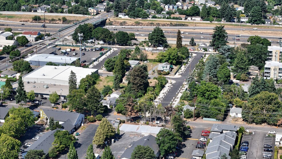 More Photos Of 97th Avenue, Portland Land For Sale
