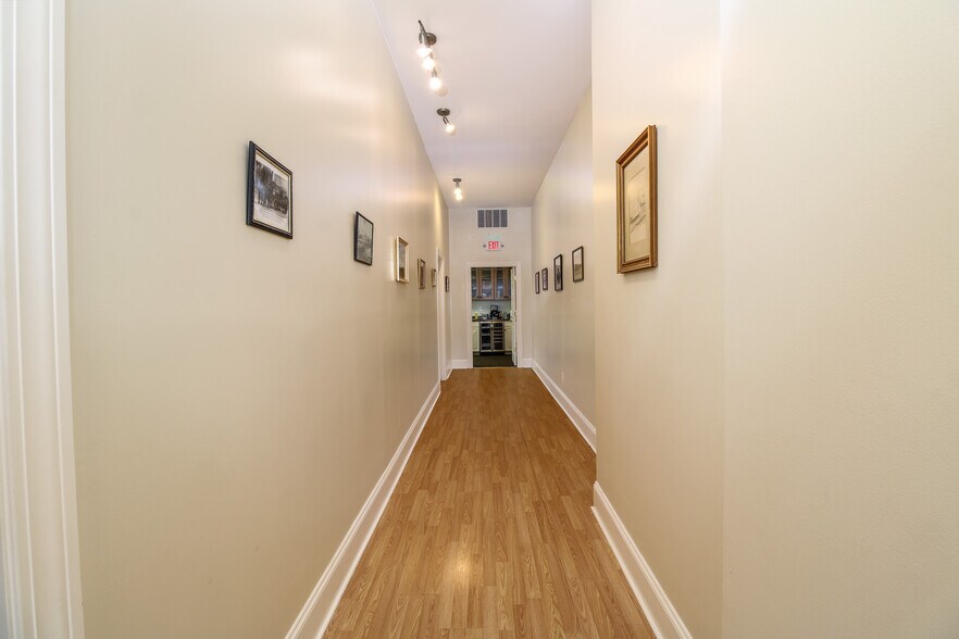 More Photos Of , Marietta General Retail For Sale