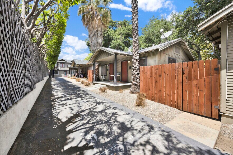 More Photos Of 103 N Catalina Ave, Pasadena Apartments For Sale