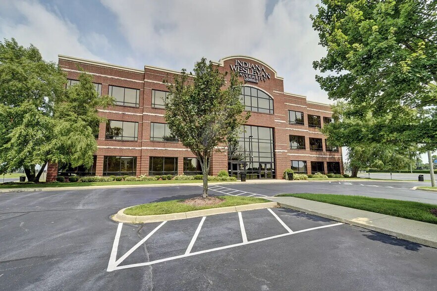 More Photos Of 1500 Alliant Ave, Louisville Schools For Sale