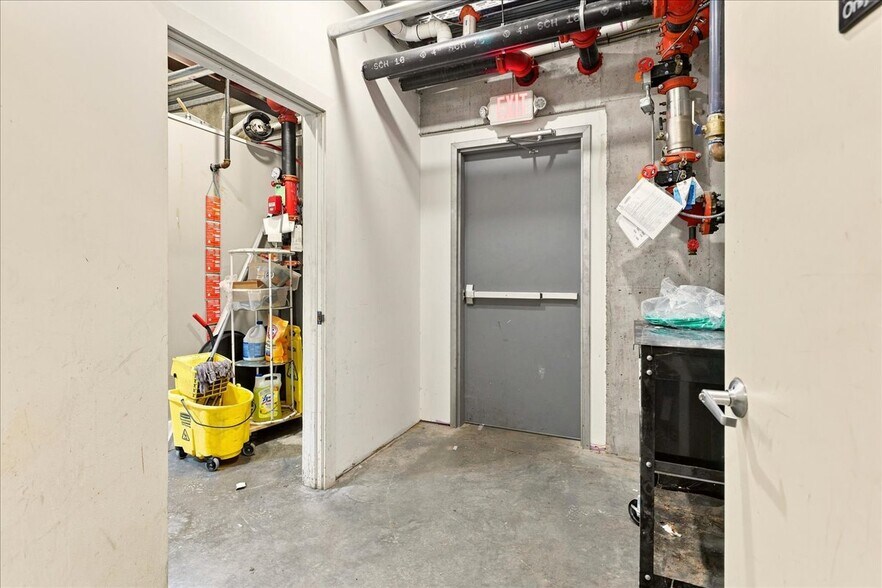 More Photos Of 20 S Mason St, Harrisonburg Apartments For Lease