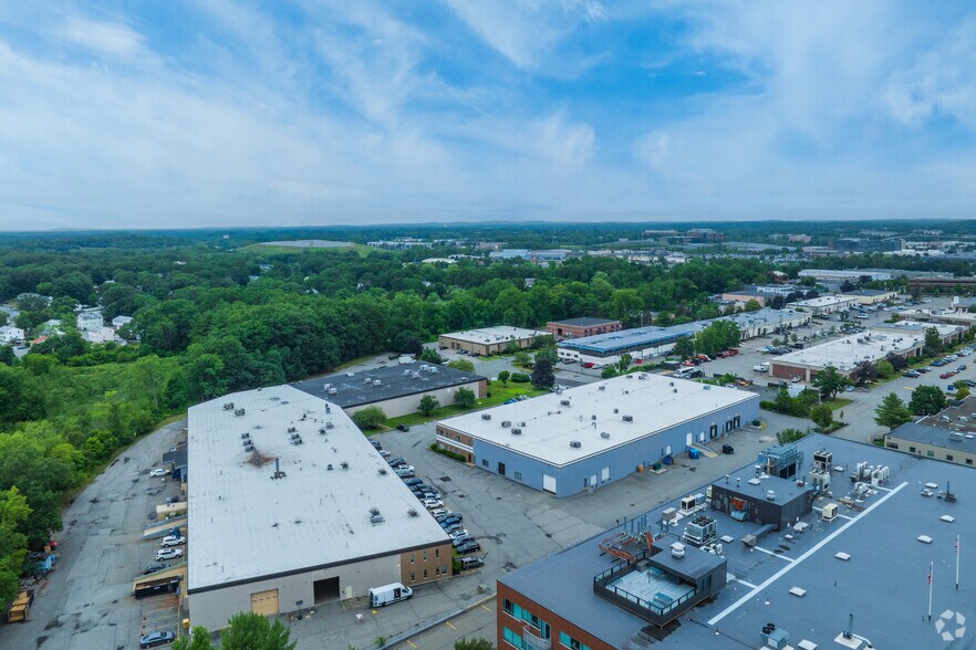 More Photos Of 44-48 6th Rd, Woburn Manufacturing For Lease