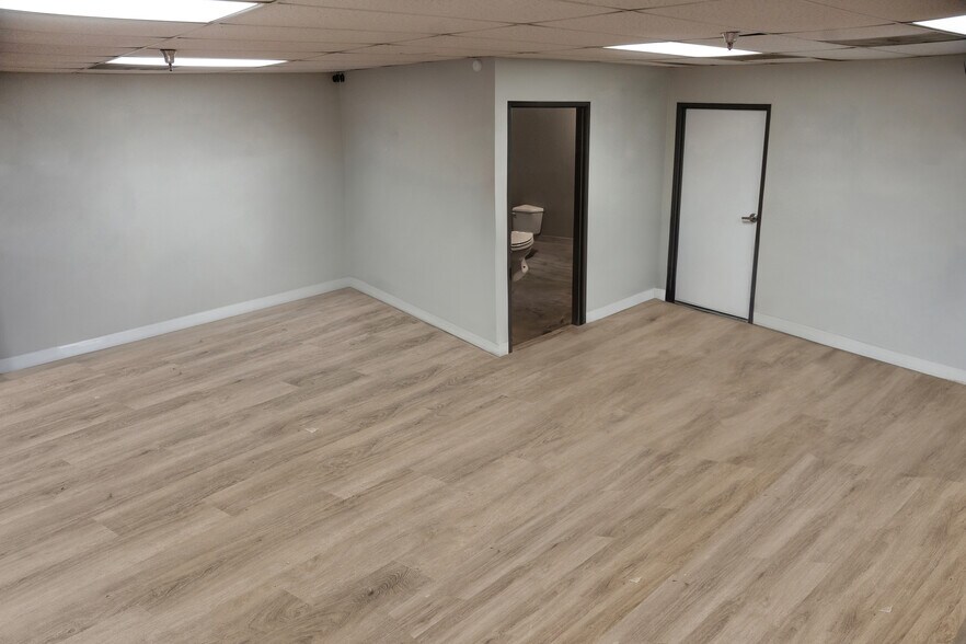 More Photos Of 11940 Goldring Rd, Arcadia Warehouse For Sale