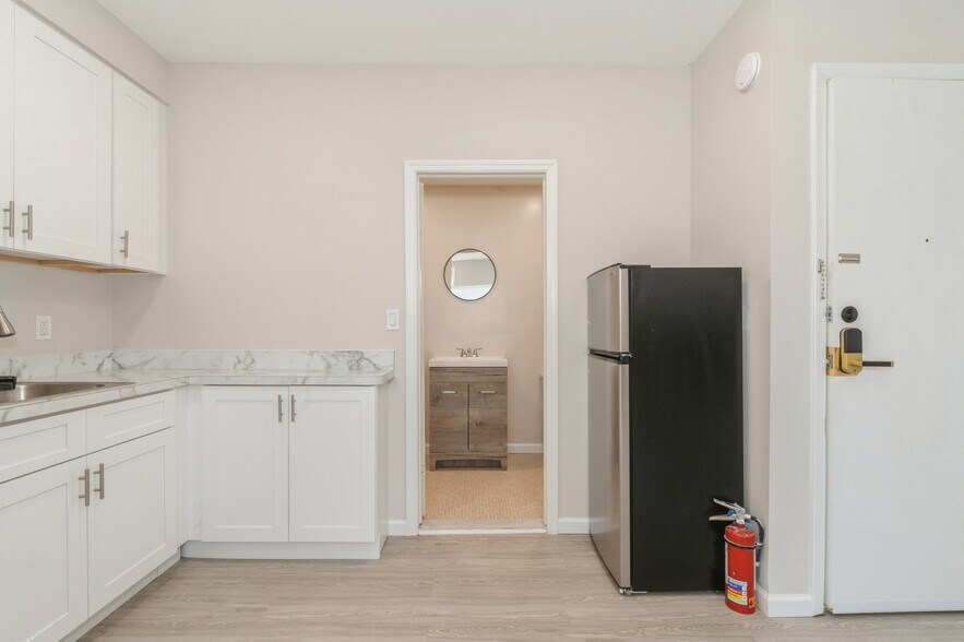 More Photos Of 40 Beacon Ave, Jersey City Apartments For Sale