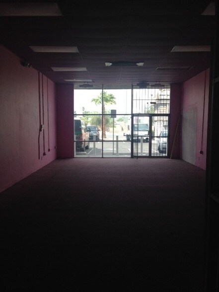 More Photos Of 4211 W Sahara Ave, Las Vegas Storefront Retail Office For Lease