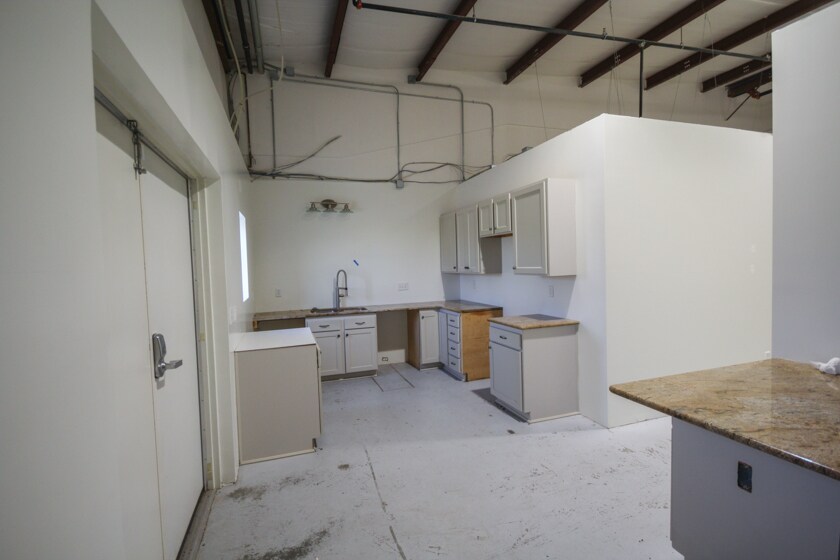 More Photos Of 1020 S Garfield Ave, Loveland Warehouse For Sale