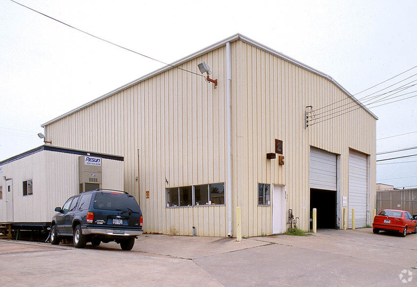 Primary Photo Of 8515 Market St, Houston Warehouse For Lease