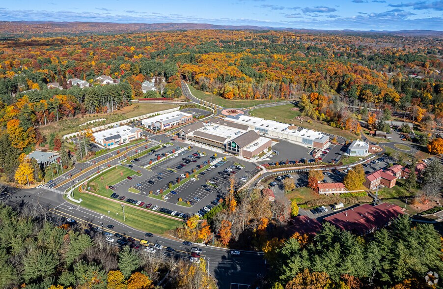 More Photos Of 21 Ensign Dr, Avon Unknown For Lease