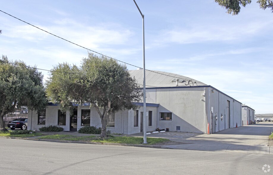 More Photos Of 24701 Clawiter Rd, Hayward Warehouse For Lease