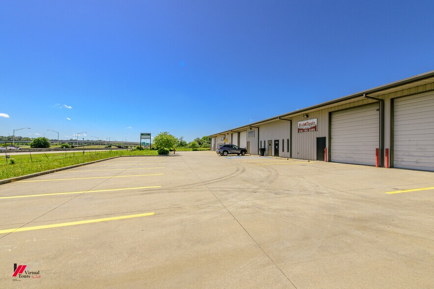 More Photos Of 4120 Metro Dr, Shreveport Warehouse For Lease