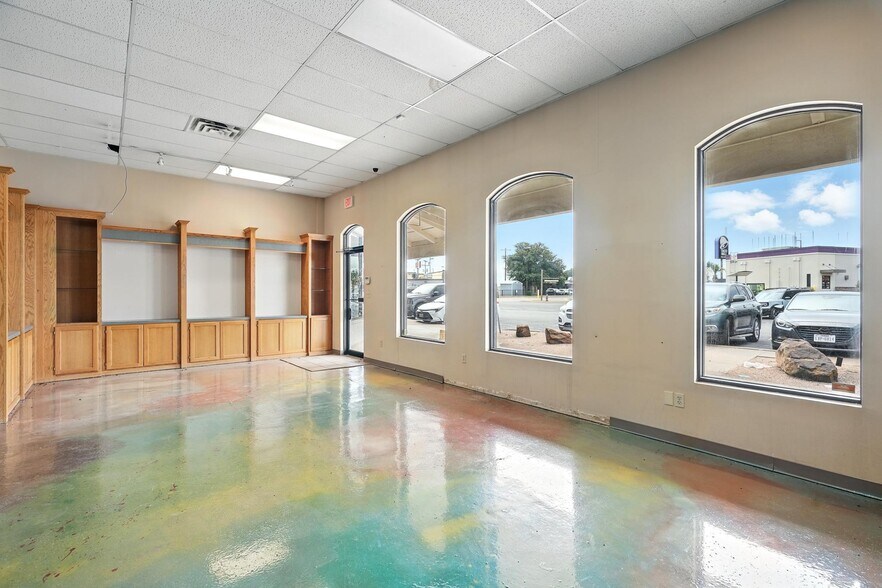 More Photos Of 4102 Buffalo Gap Rd, Abilene Unknown For Lease