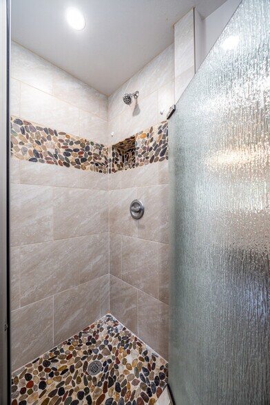 More Photos Of 12625 Sandpiper Rd, Thackerville Specialty For Sale