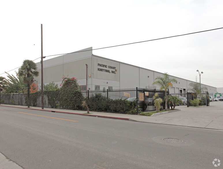 Primary Photo Of 6051 Maywood Ave, Huntington Park Warehouse For Lease