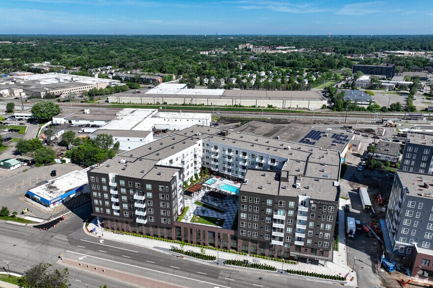 More Photos Of 8594 Excelsior Blvd, Hopkins Apartments For Lease