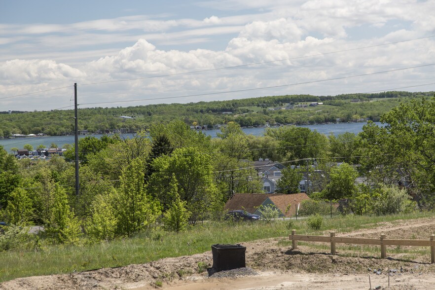 More Photos Of 194 Parrish St, Canandaigua Medical For Lease
