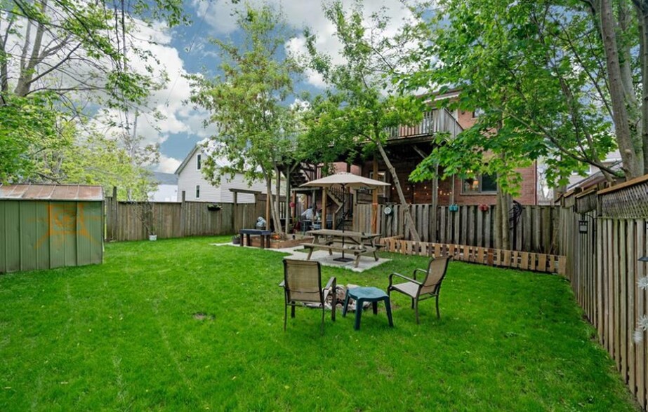 More Photos Of 195 Main St, Lucan Biddulph Apartments For Sale