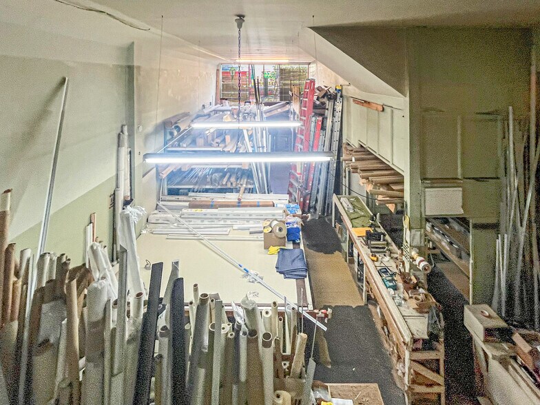 More Photos Of 319-327 14th St, Oakland Storefront For Sale