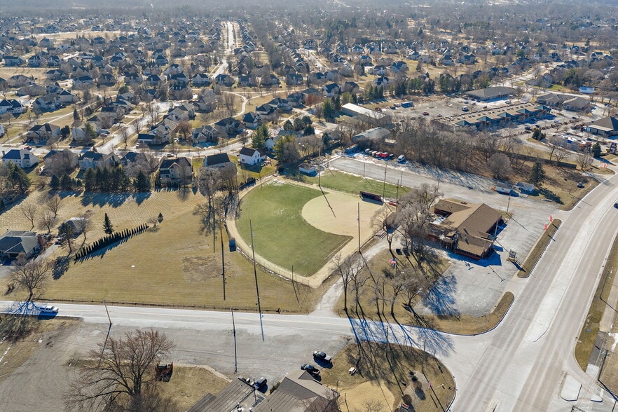 More Photos Of 9054 Veterans Pkwy, Yorkville Land For Sale