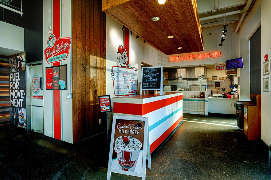More Photos Of 975 Main St, Nashville Restaurant For Sale