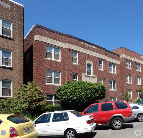 More Photos Of , Seattle Multifamily For Sale