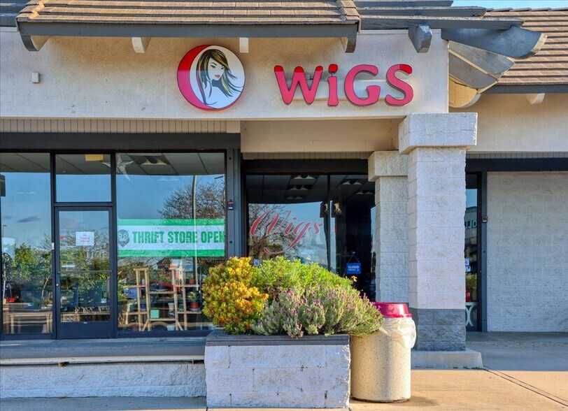 More Photos Of 1404-1460 E Grand Ave, Arroyo Grande Storefront For Sale