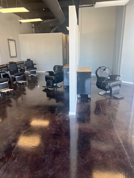 More Photos Of 238 N Loop 1604 E, San Antonio Unknown For Lease