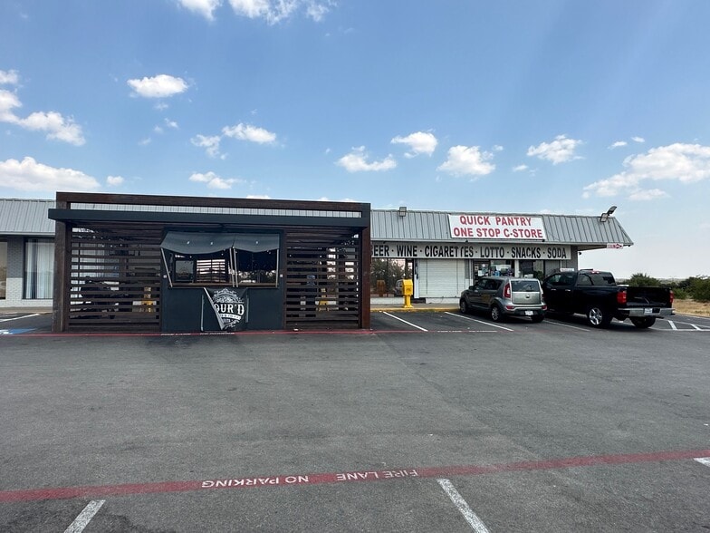 More Photos Of 800 N Crowley Rd, Crowley Storefront For Sale