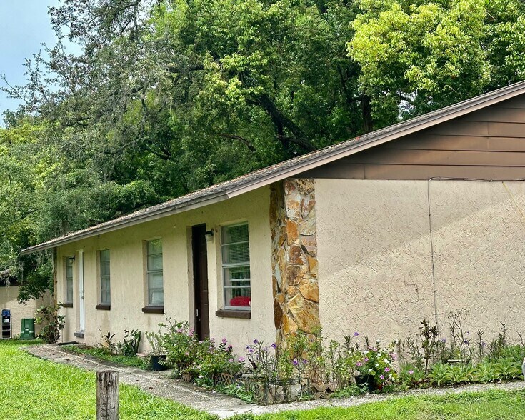 More Photos Of 10401 N Arden Ave, Tampa Apartments For Sale