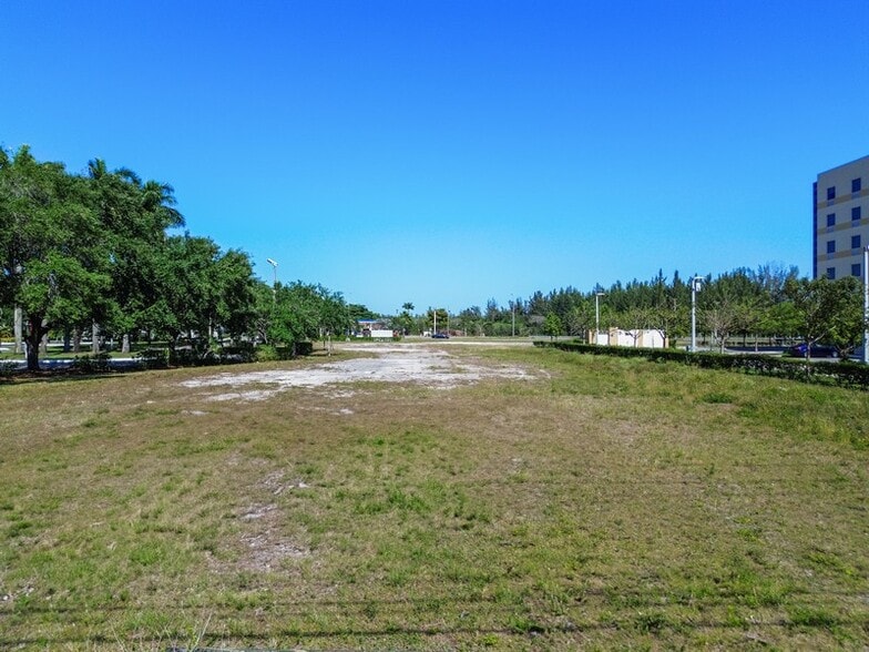 More Photos Of 352xx S Dixie hwy, Florida City Land For Sale