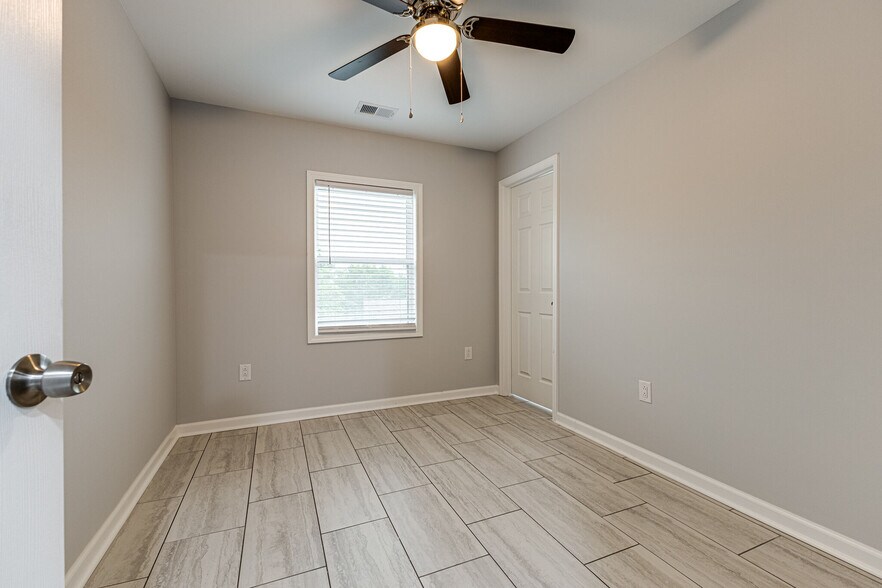 More Photos Of 501 Cedarmont Dr, Antioch Apartments For Sale