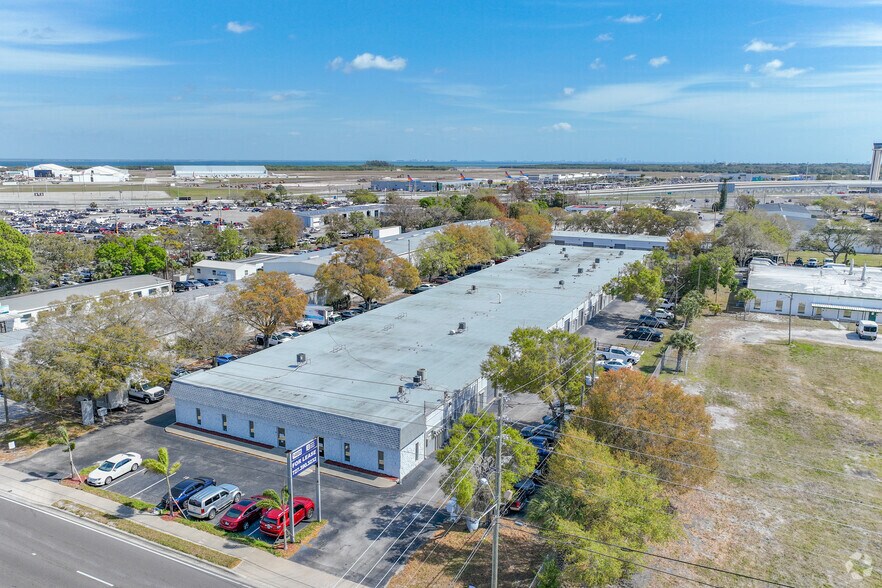 More Photos Of 14605 49th St N, Clearwater Light Distribution For Lease