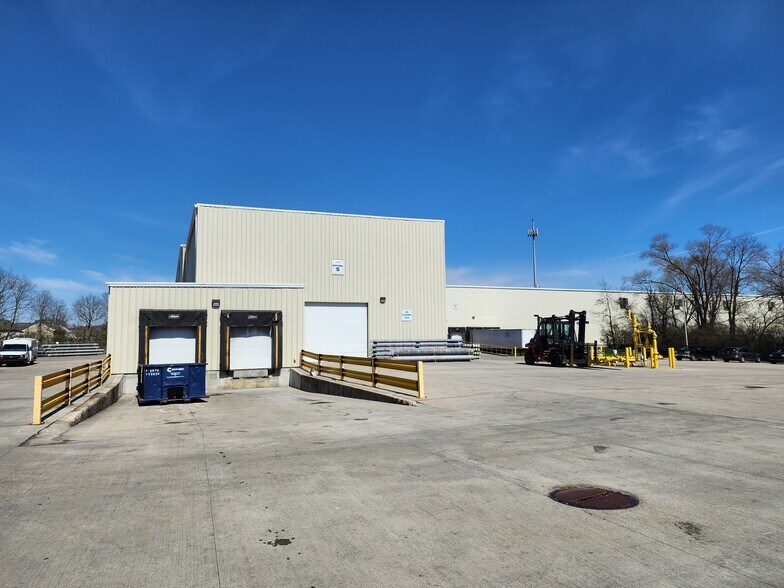 More Photos Of 400 E State St, Trenton Manufacturing For Sale