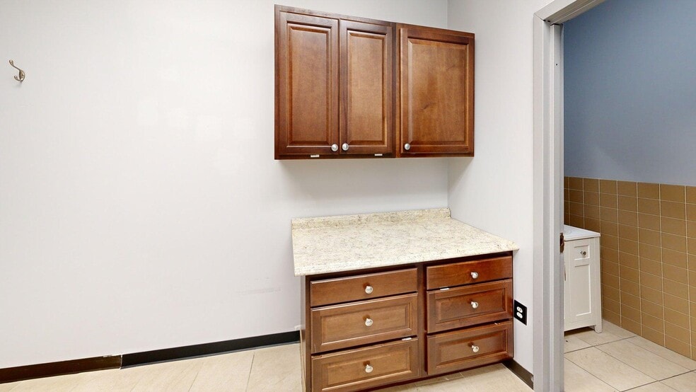 More Photos Of 255 Route 3, Secaucus Medical For Sale