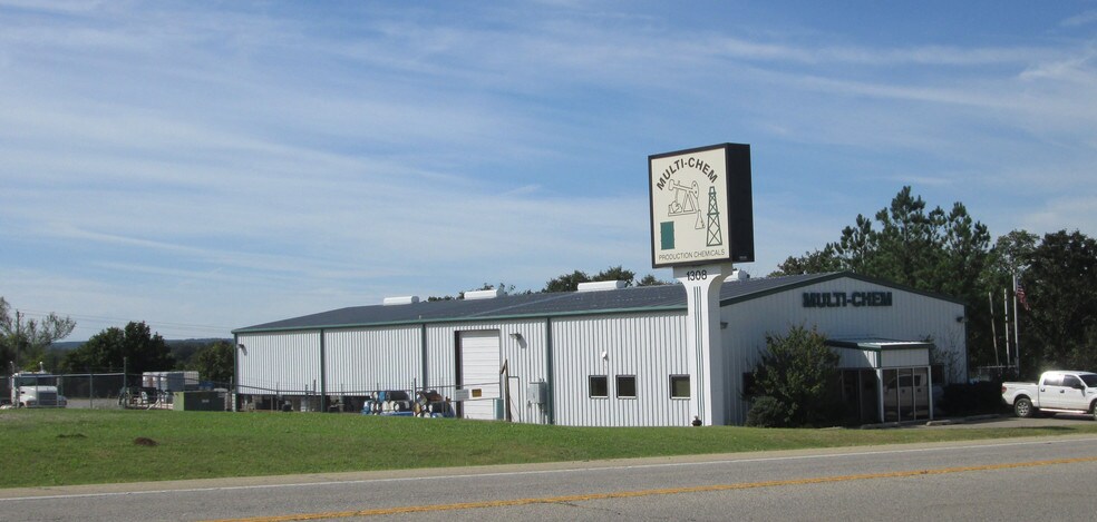 Primary Photo Of 1680 W Caddo St, Cleveland Warehouse For Sale