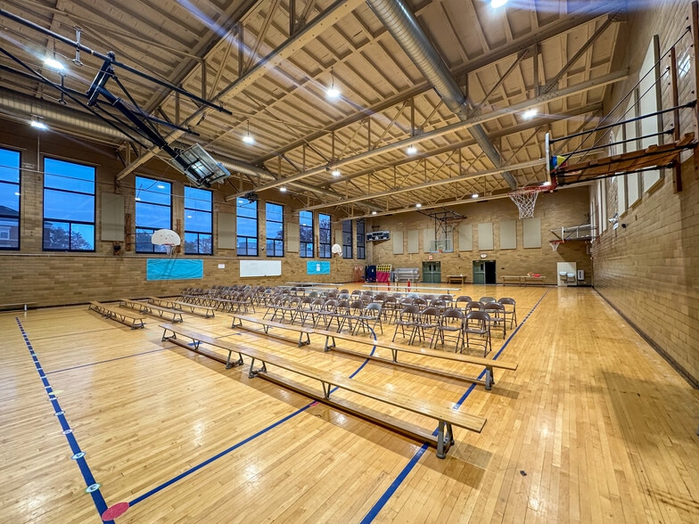 More Photos Of 5421 THEKLA Ave, Saint Louis Schools For Sale